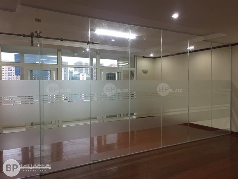 Thi công cửa kính lùa Công Ty An Thị 289A Khuất Duy Tiến